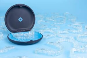 invisalign dentist in houston tx, floss dental of houston midtown